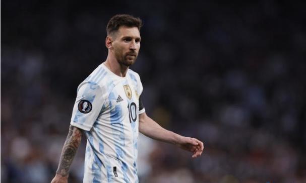 “花果山 红果海”当“苹果再就业”邂逅“艺术探访”